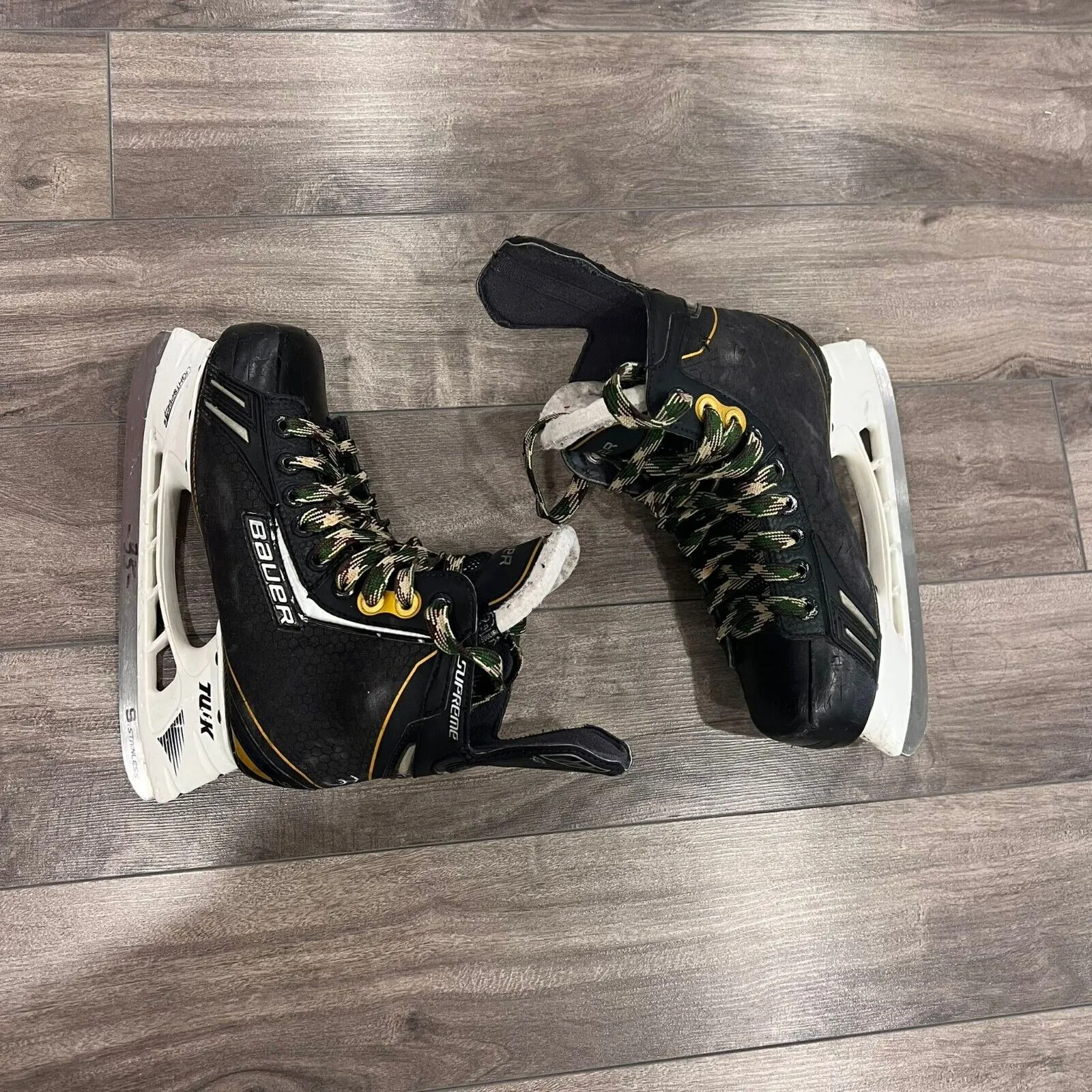 Bauer Supreme 3S Intermediate Ice Hockey Skates US 4.5 Fit 1