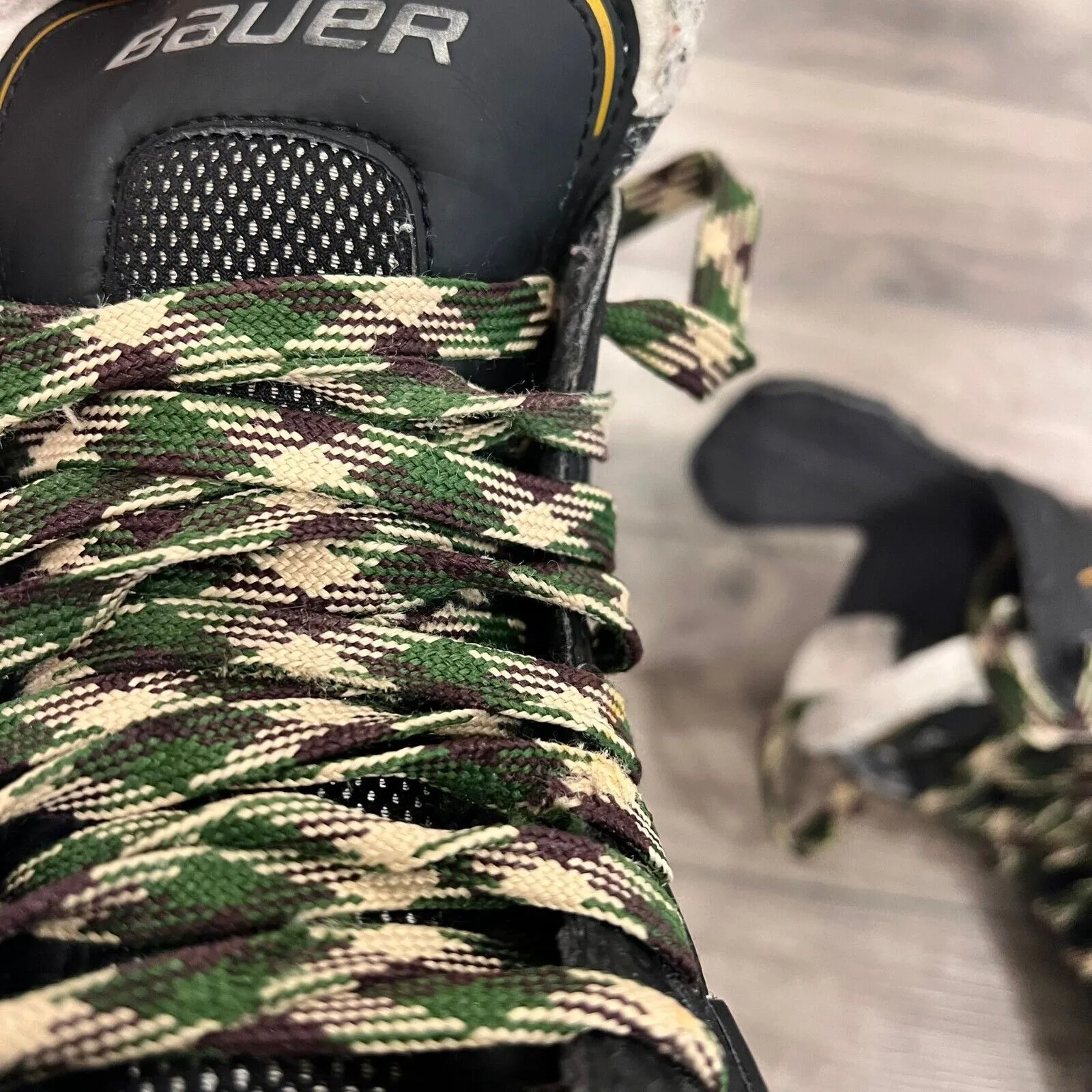 Bauer Supreme 3S Intermediate Ice Hockey Skates US 4.5 Fit 1