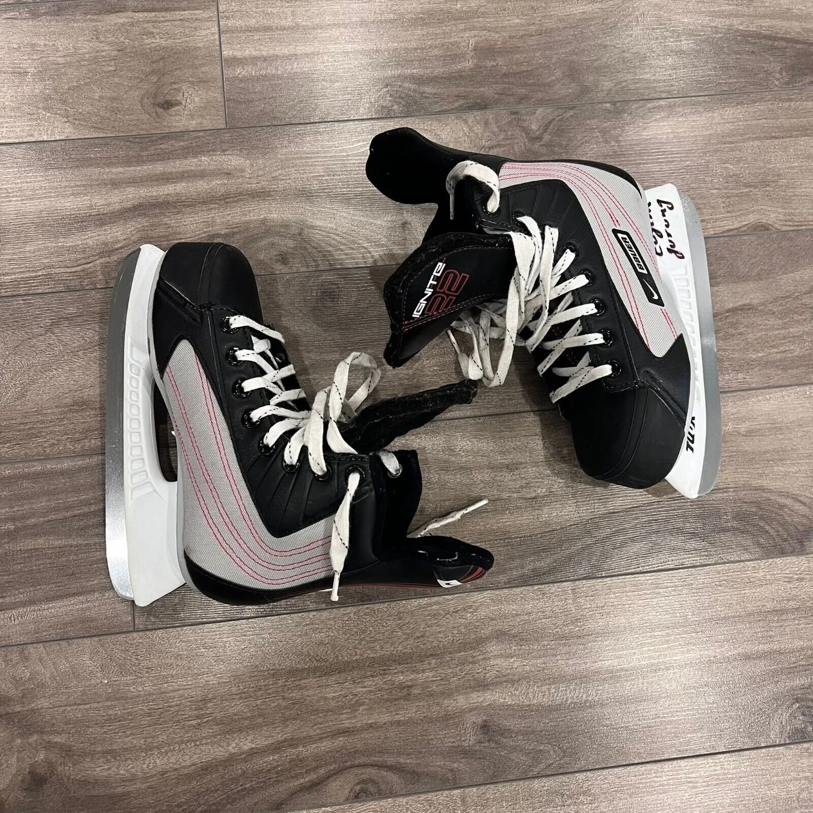 Bauer Tuuk Ignite Youth Ice Hockey Skates