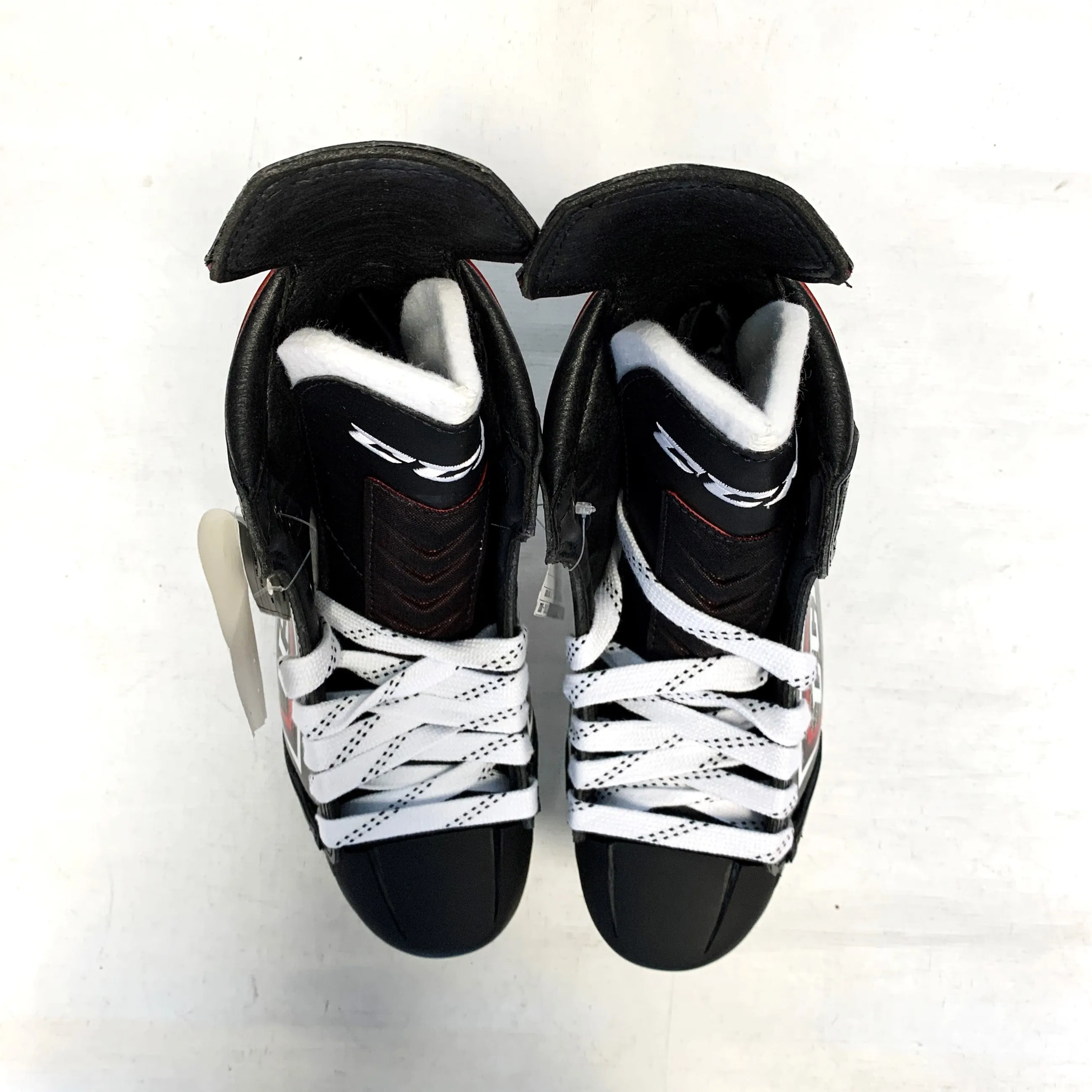 CCM Jetspeed FT2 Hockey Skates - Size 9.75D Left, 9.5D Right