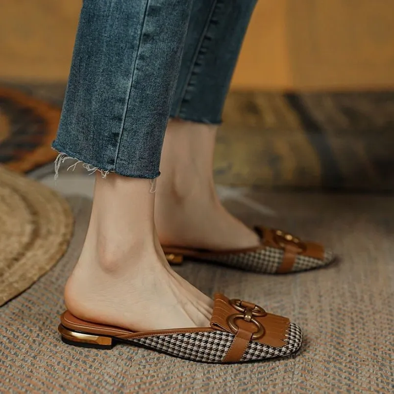 Hnzxzm New Summer Sandals For Women Retro Closed Square Toe Sandals Woman Slip On Mules Shoes Buckle Strap Lady Casual Flat Shoes