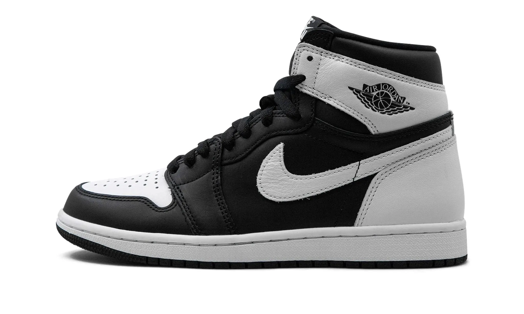 JORDAN 1 RETRO HIGH OG BLACK WHITE