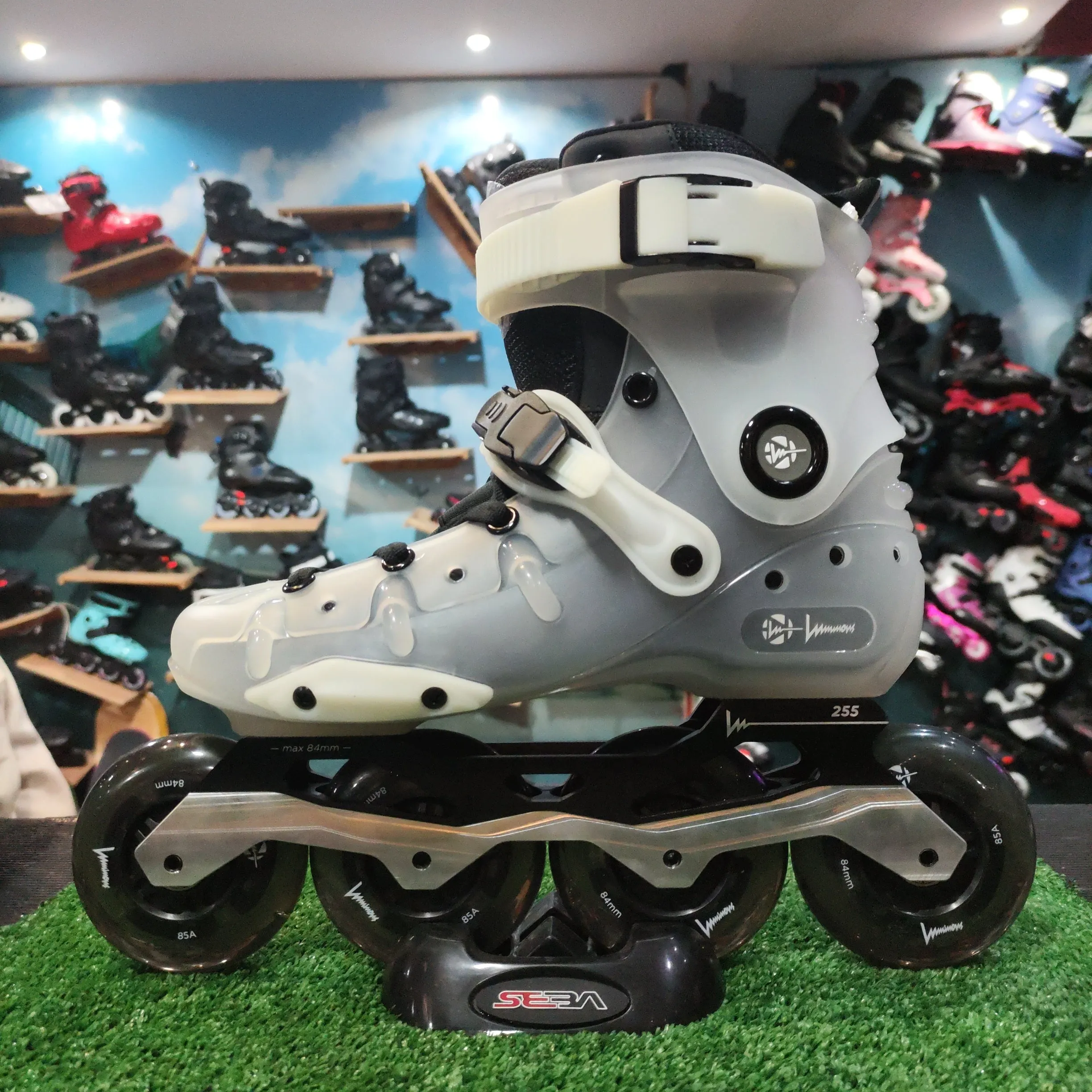 Luminous Skates Ray clear 80