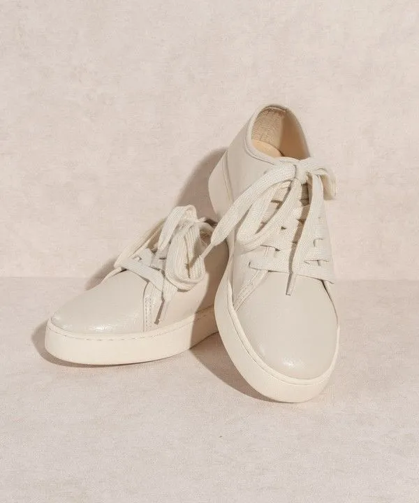 Mika Sneakers