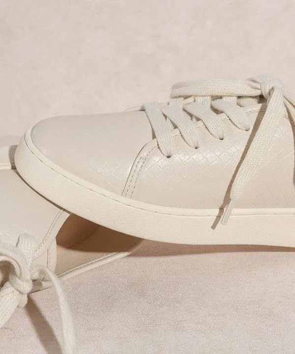 Mika Sneakers