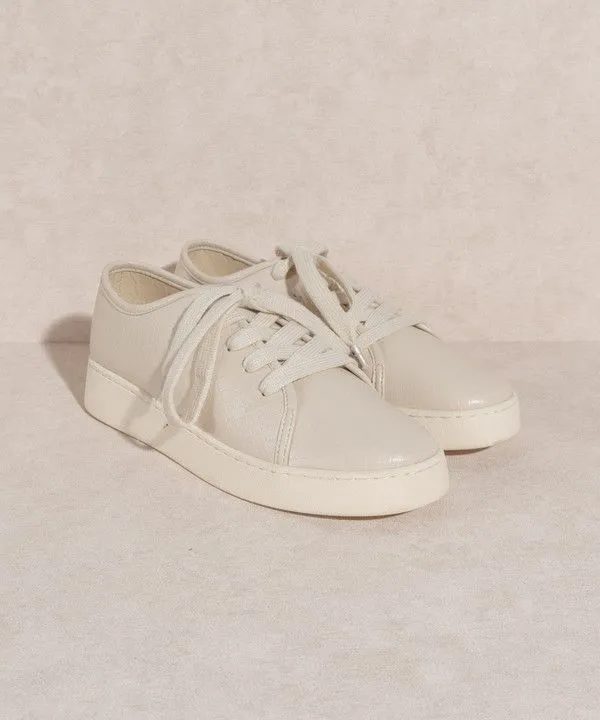 Mika Sneakers