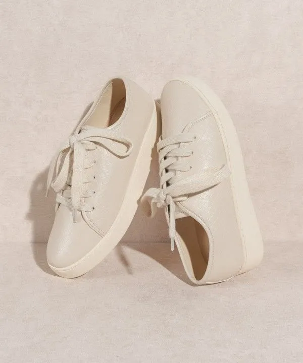 Mika Sneakers