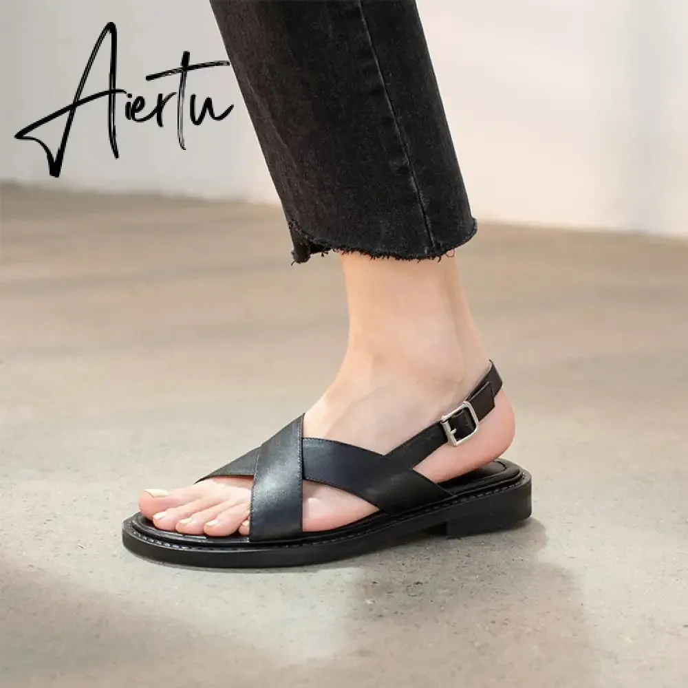 New Summer Sandals Women Round Toe Low Heel Fashion Women Shoes Genuine Leather Simplicity Sandals for Women Flat Sandals