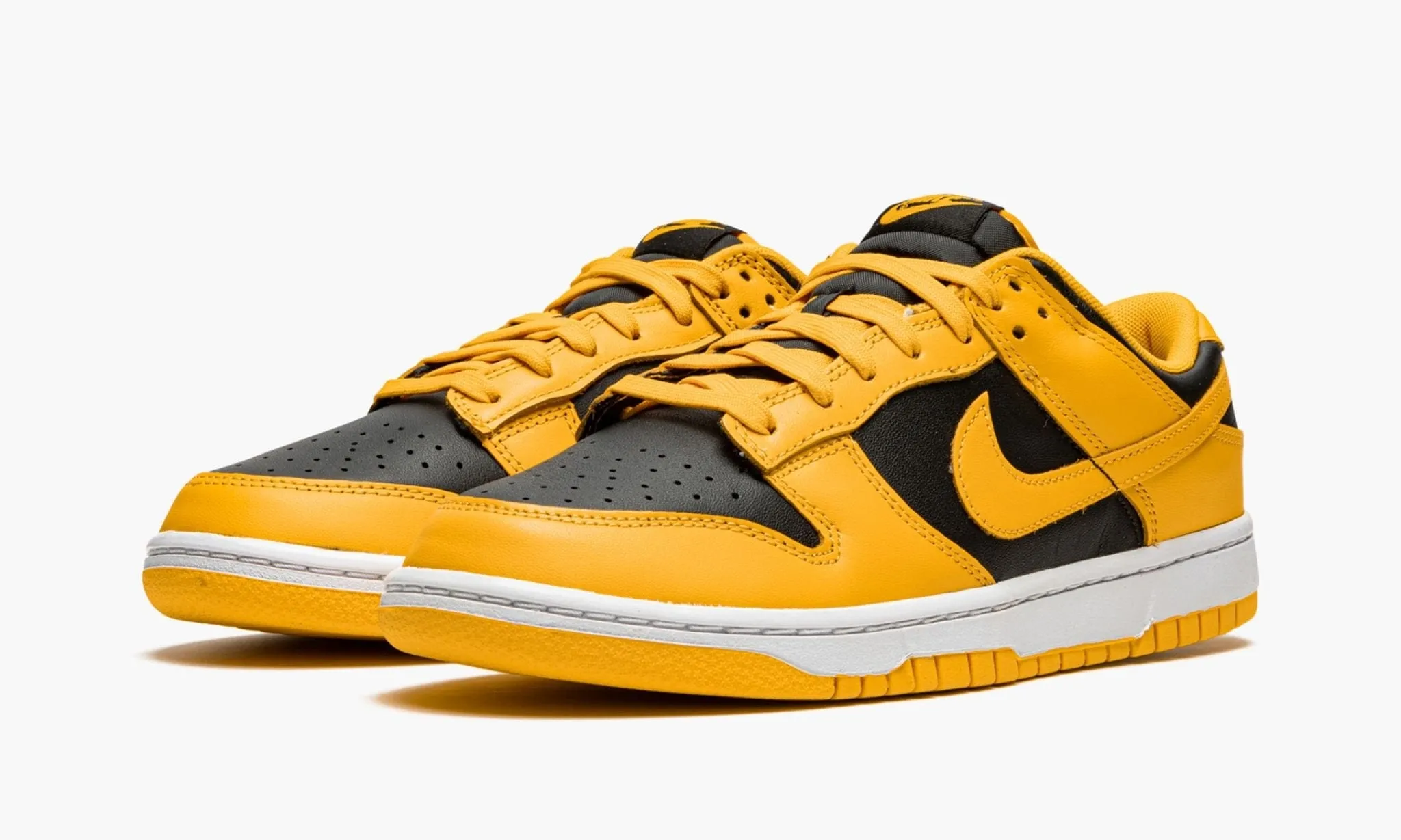 NIKE DUNK LOW GOLDENROD