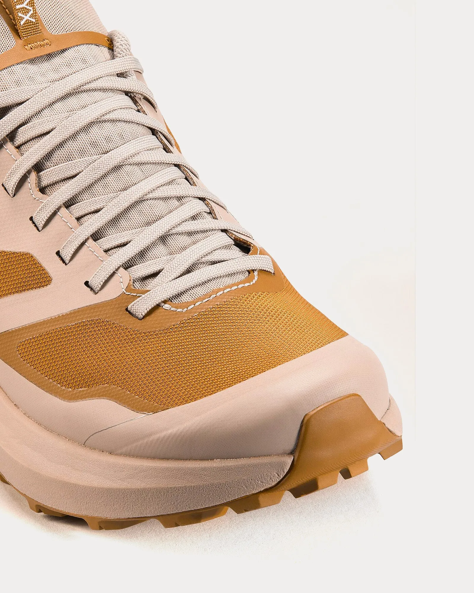 Norvan LD 3 GTX Smoke Bluff / Relic Running Shoes