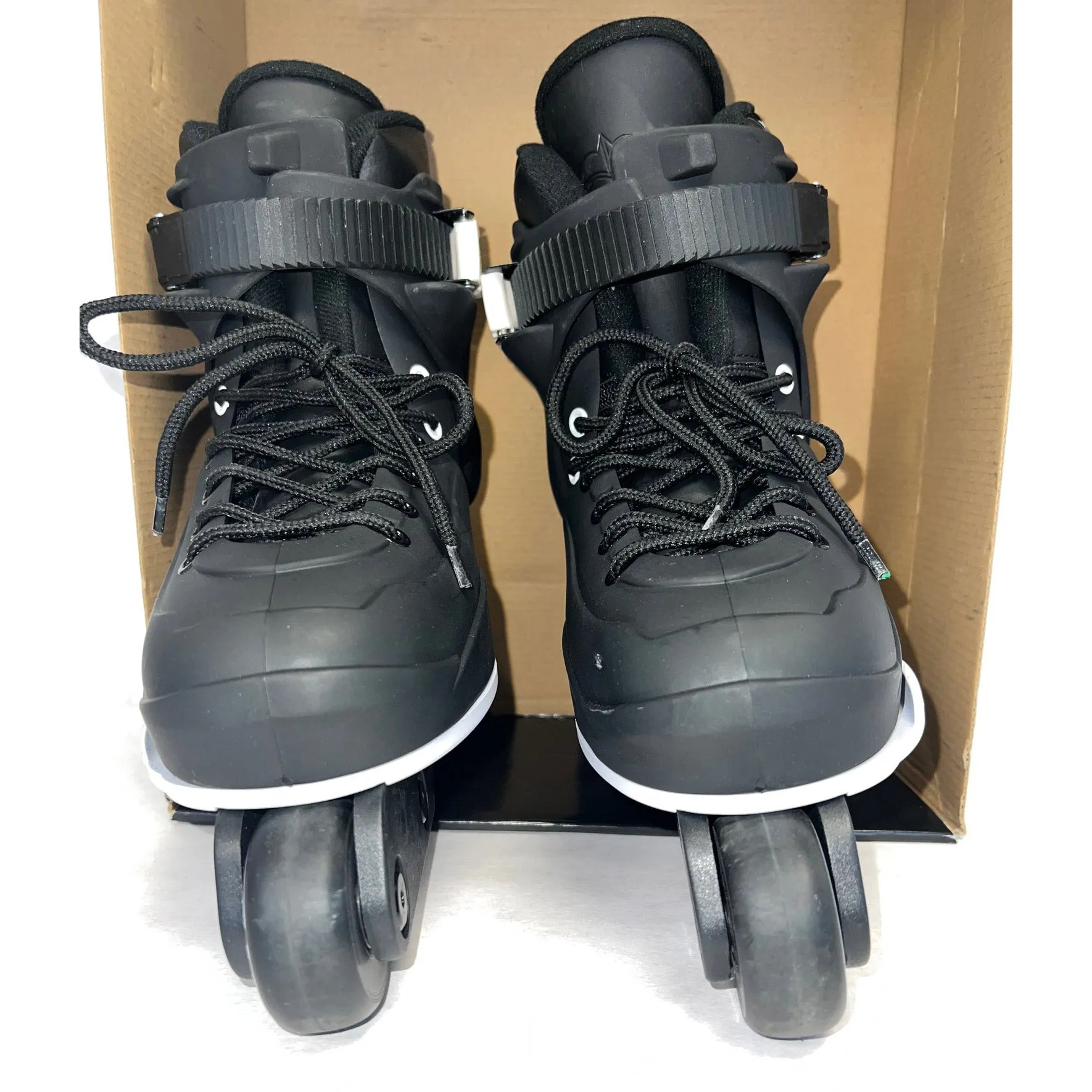 Razors Genesys 8-Wheel Junior Aggressive Inline Skates (Size 3-6 Gently Used)