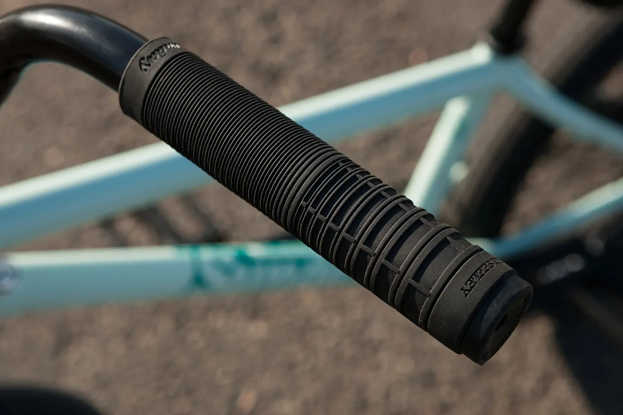 Sunday 2023 EX Julian Arteaga Signature 20.75″ Complete BMX Bike - Matte Cool Mint