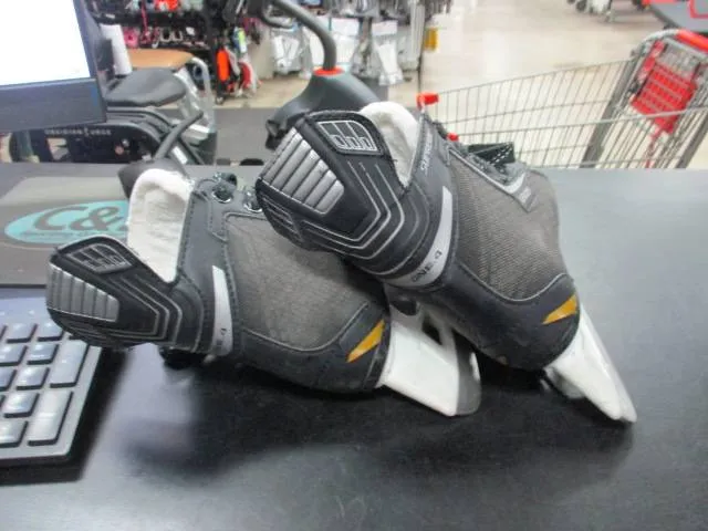 Used Bauer Supreme One.4 Junior Hockey Skates Size 13Y