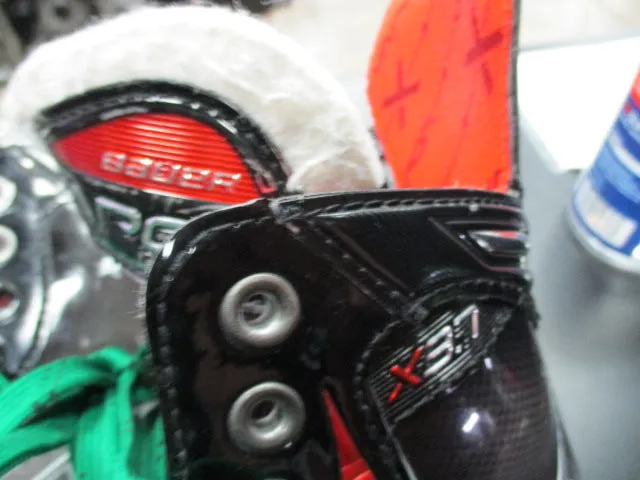 Used Bauer Vapor X 3.7 Hockey Skates Size 4