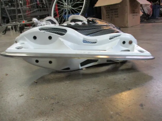 Used CCM 44k Hockey Skates Size 5