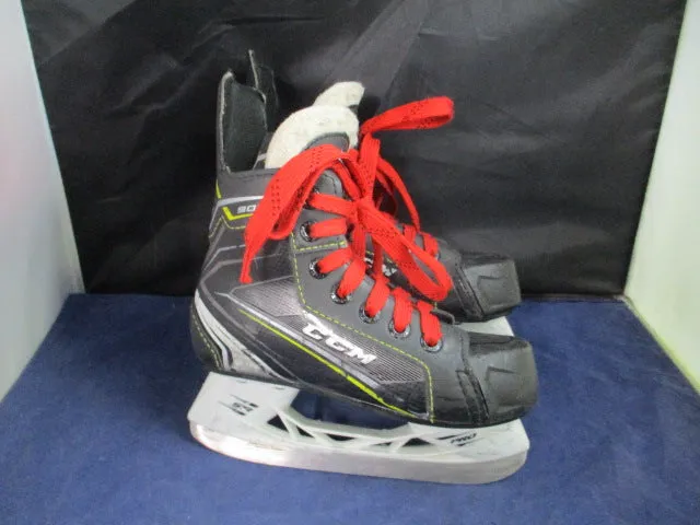 Used CCM 9060 Tacks Skates Youth Size 11.5