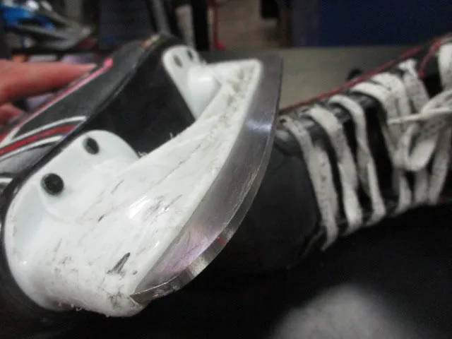 Used CCM Jetspeed FT340 Hockey Skates Sz 13Y