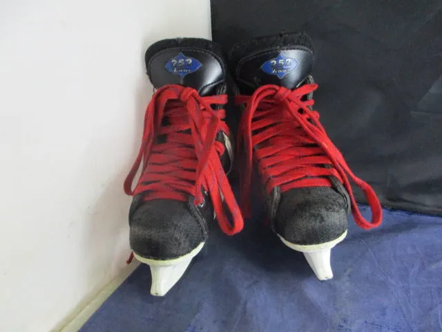 Used CCM Tacks 252 Skates Youth Size 10.5