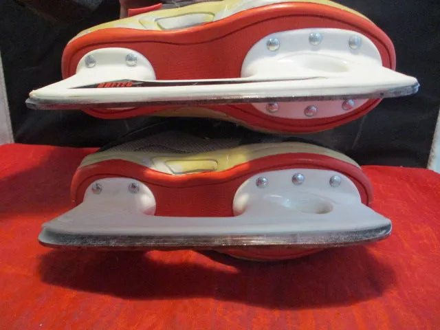 Used Softec Ice Skates Youth Size 12 - no souls inside