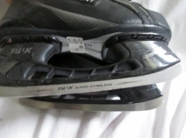 Youth BOYS BAUER SUPREME Performance Ice Hockey Skates Leather 5D BLACK
